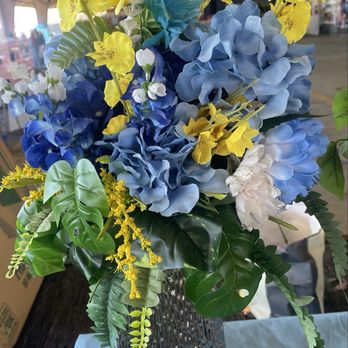 Just For You Decor & More - Bright Blues and yellow Centerpiece - A Pop of Summer Elegance" - Interior Design Near Me