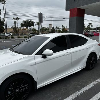 Blues Glass Tinting - Home Window Tinting Near Me - Ontario, California Blues Glass Tinting - Home Window Tinting Near Me - Ontario, California