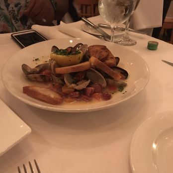 Lahaina Grill - Seafood Near Me - Lahaina, Hawaii