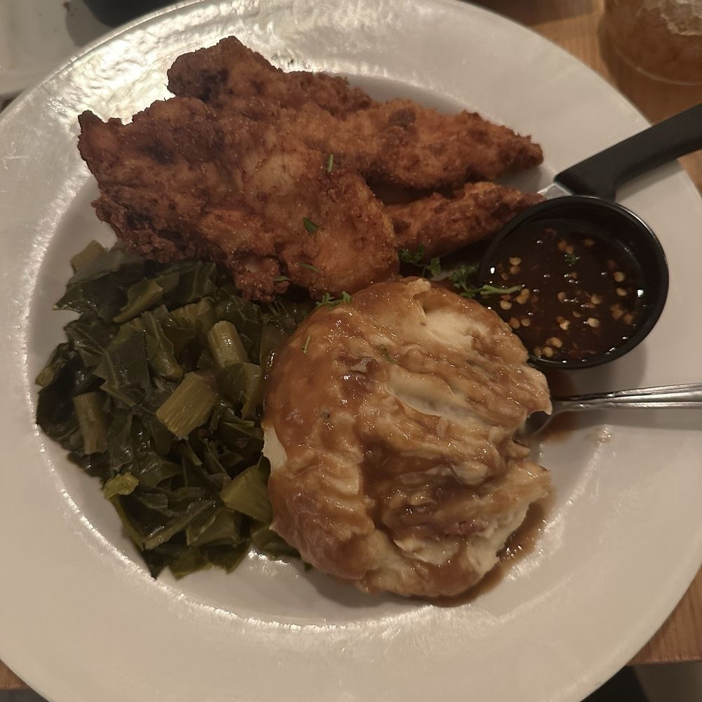 Juniper on Main - Fried Chicken Platter with hot honey on the side - Southern Near Me - Carmel, Indiana Juniper on Main - Fried Chicken Platter with hot honey on the side - Southern Near Me - Carmel, Indiana