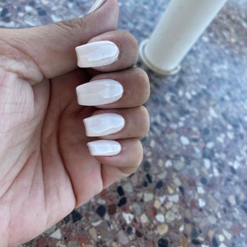 Pretty Nail Lounge - Nail Salons Near Me - Montebello, California