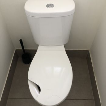 Aim Property Solutions - Broken toilet seat - like how did this happen?? - Home Cleaning Near Me