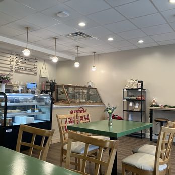 Bravo Bakeshop - Cheery atmosphere - Bakeries Near Me - Ashland, Virginia Bravo Bakeshop - Cheery atmosphere - Bakeries Near Me - Ashland, Virginia