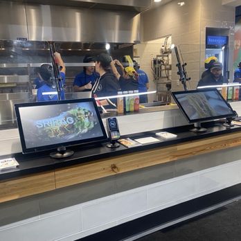 honeygrow - Kiosks to order from - Salad Near Me - Avenel, New Jersey honeygrow - Kiosks to order from - Salad Near Me - Avenel, New Jersey
