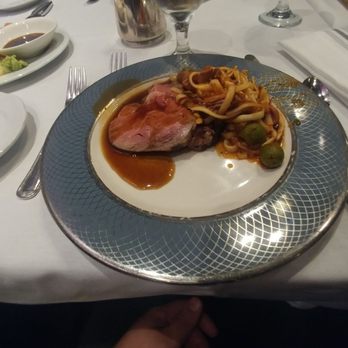 Cafe Sierra - This was good prime rib - New American Near Me - Universal City, California Cafe Sierra - This was good prime rib - New American Near Me - Universal City, California