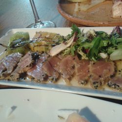 Mesón Las Duelas - Tataki de atún