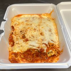Peggy's Homemade Pizza - Lasagna