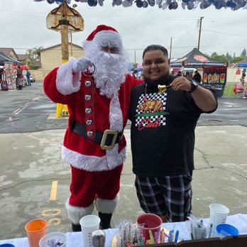 St. Mark's Episcopal Preschool - @Santa_pierce with Frsnkie from @calicompastacos at Vendorama... 2nd Saturdays 11am-4pm at St. Mark's School - Preschools Near Me - Downey, California St. Mark's Episcopal Preschool - @Santa_pierce with Frsnkie from @calicompastacos at Vendorama... 2nd Saturdays 11am-4pm at St. Mark's School - Preschools Near Me - Downey, California