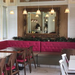 Cafe Noelle