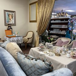Afternoon Tea Club - A peek inside The Queen's Tea Room