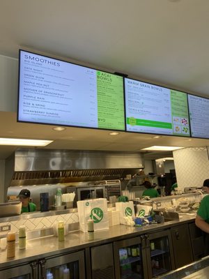 Crisp and Green by null