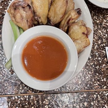 Junior's Restaurant & Bakery - Foxwoods - Brooklyn Style Buffalo Wings (we asked for the sauce to be on the side) - American Near Me - Mashantucket, Connecticut
