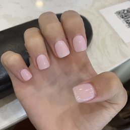 First dip manicure, color Ballerina