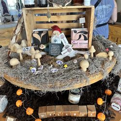 Pure Water Plus - Decor + merch !