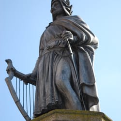 Wolfram-Denkmal