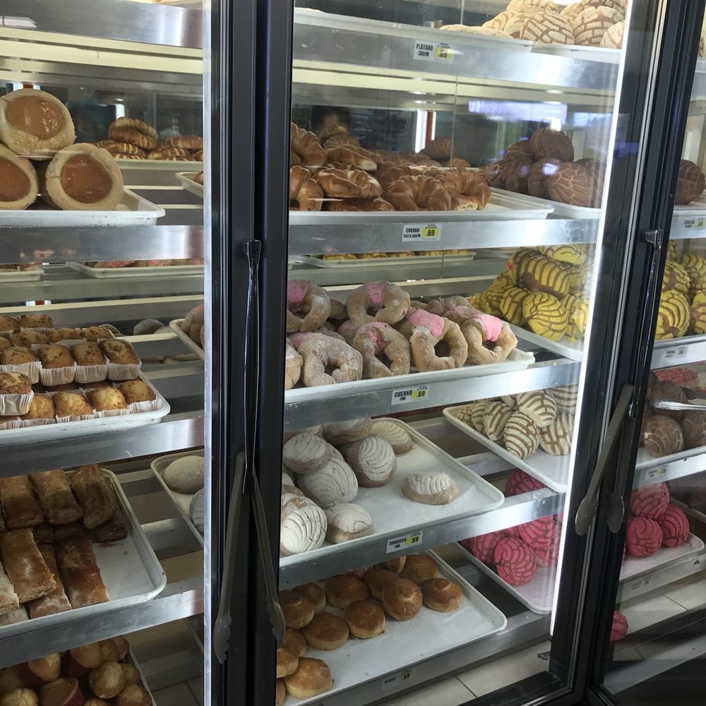 El Rancho Supermercado - Mexican pastries - International Grocery Near Me - Dallas, Texas El Rancho Supermercado - Mexican pastries - International Grocery Near Me - Dallas, Texas