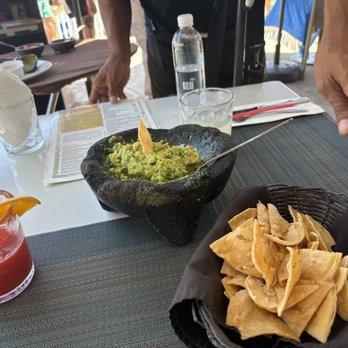 Vibrant - Vibrant homemade guac - Seafood Near Me - Cabo San Lucas, BCS Vibrant - Vibrant homemade guac - Seafood Near Me - Cabo San Lucas, BCS