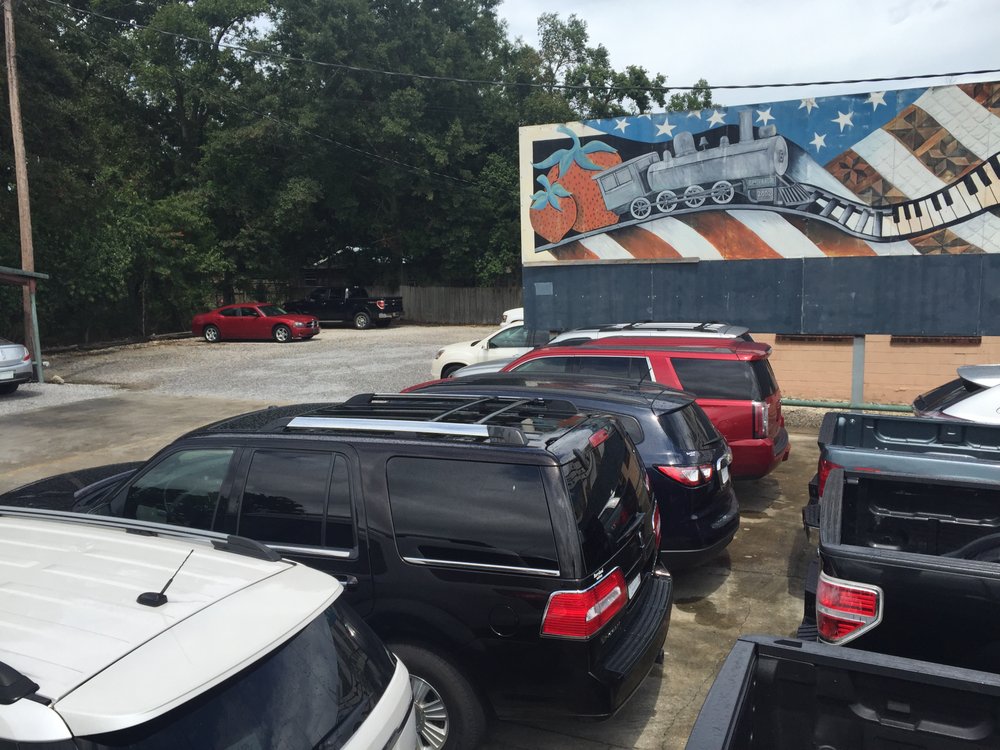 BERRYLAND MOTORS Updated September 2024 13 Photos 204 E Pine St