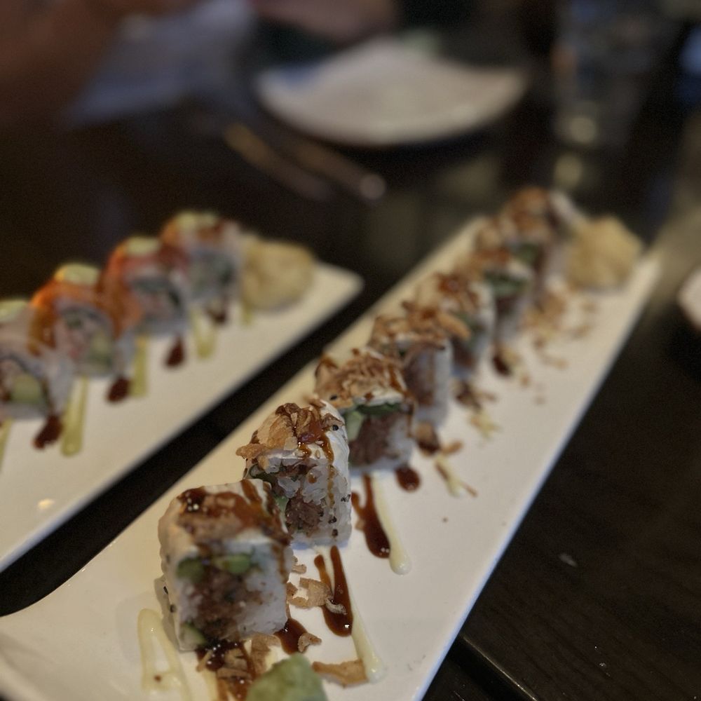 Starfish - Spicy Tuna Roll - Asian Fusion Near Me - Newport Beach, California Starfish - Spicy Tuna Roll - Asian Fusion Near Me - Newport Beach, California