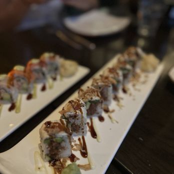 Starfish - Spicy Tuna Roll - Asian Fusion Near Me - Newport Beach, California