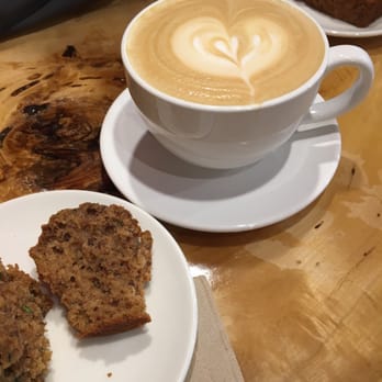 Everybody's Coffee - Vanilla latte and zucchini muffin - Coffee & Tea Near Me - Chicago, Illinois