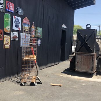 Leftys Taproom - Bbq - Beer Bar Near Me - Sacramento, California Leftys Taproom - Bbq - Beer Bar Near Me - Sacramento, California