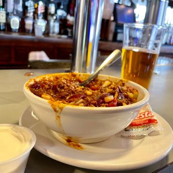 Riverside Bar & Restaurant - Lunchtime chili - Dive Bars Near Me - Watertown, Minnesota Riverside Bar & Restaurant - Lunchtime chili - Dive Bars Near Me - Watertown, Minnesota