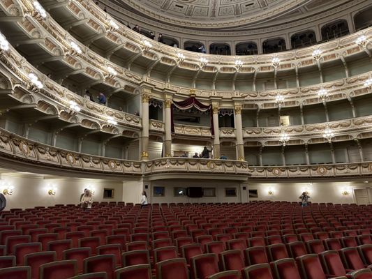Semperoper Dresden by null