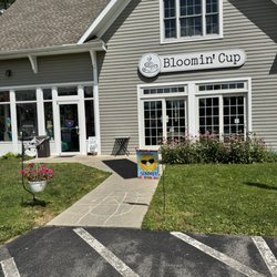 Bloomin' Cup Coffee Bar - Outside Shot