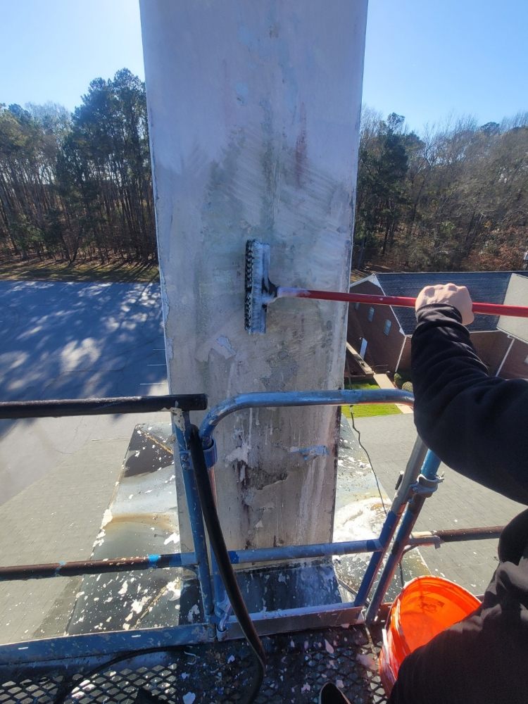 Slide of E. Thompson Roofing