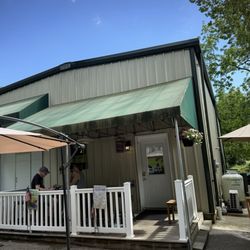 Cove Point Winery - The little shop