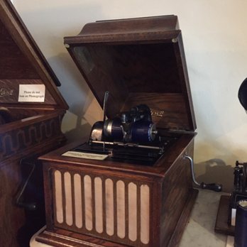 Thomas Edison Birthplace Museum - Collectibles housed in the office next door - Museums Near Me - Milan, Ohio Thomas Edison Birthplace Museum - Collectibles housed in the office next door - Museums Near Me - Milan, Ohio