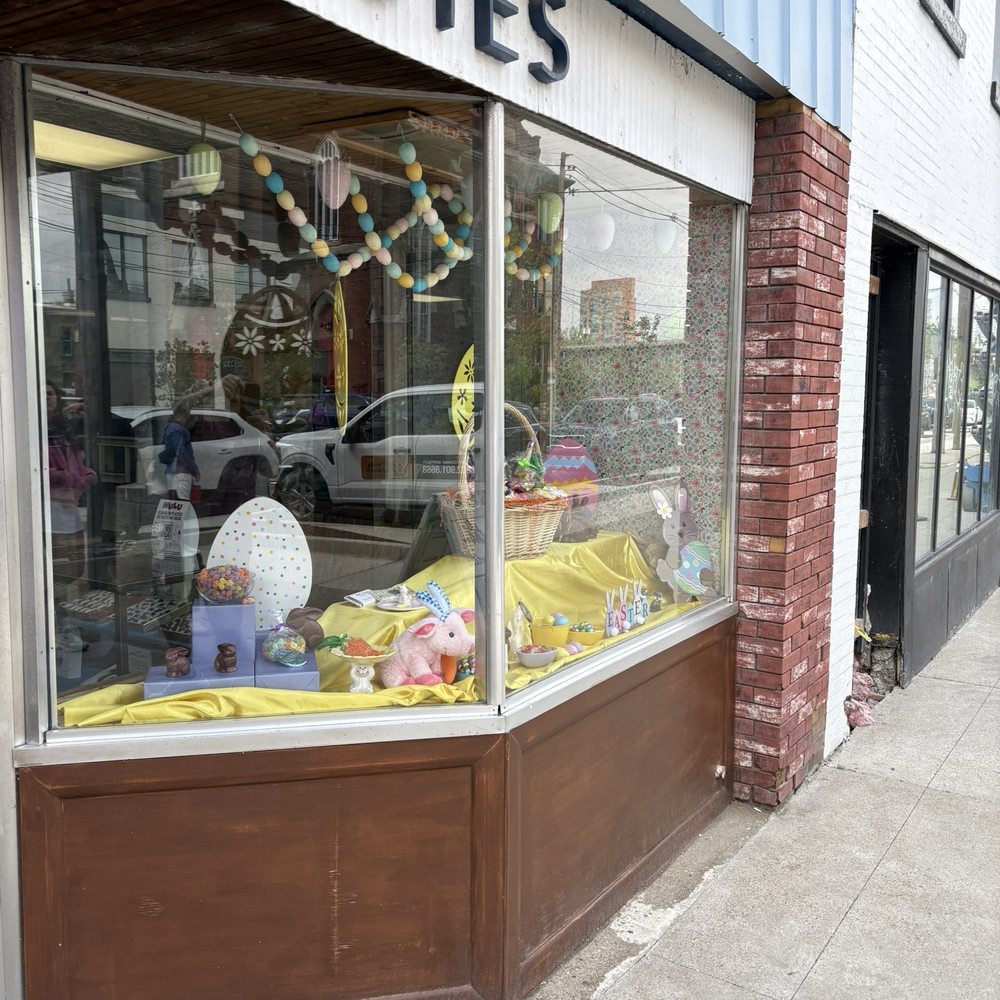 Muth's Candy - Candy Stores Near Me - Louisville, Kentucky Muth's Candy - Candy Stores Near Me - Louisville, Kentucky