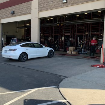 Discount Tire - Front of the bay / Seasonal tire swap - Tires Near Me - Lakewood, Colorado