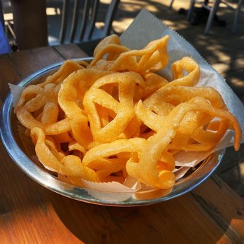 Cascabel - appetizer chip pork rinds vegan made from flour - Vegan Near Me - Houston, Texas