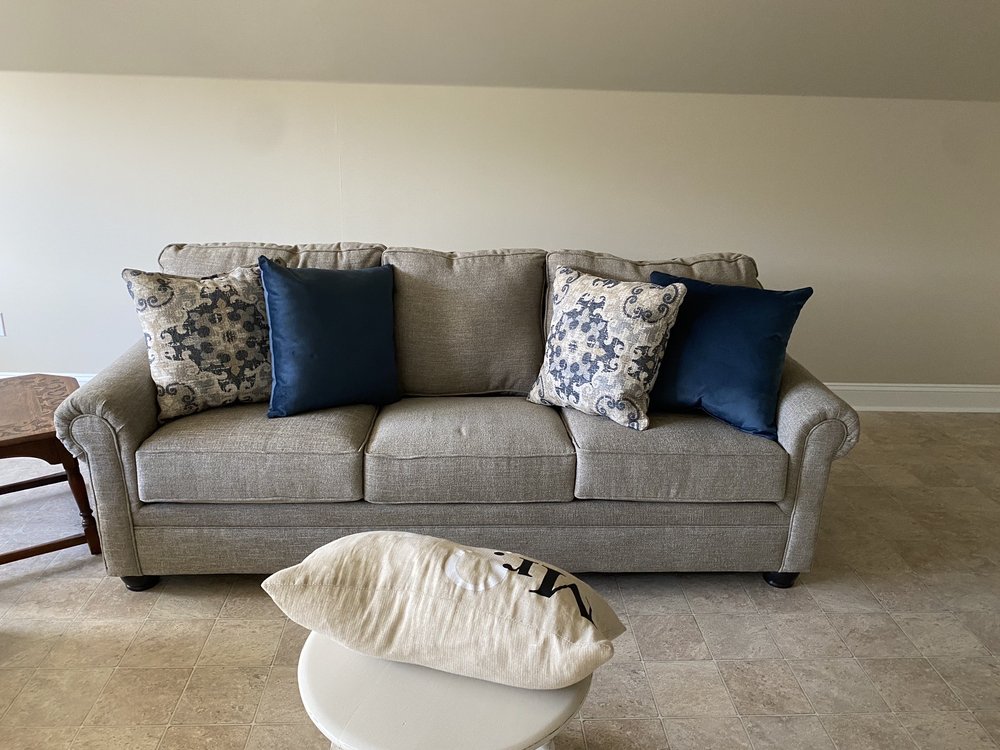 FURNITURE WORLD DISCOUNT WAREHOUSE Updated September 2024 11