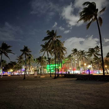 Miami Beach - Beaches Near Me - Miami Beach, Florida Miami Beach - Beaches Near Me - Miami Beach, Florida