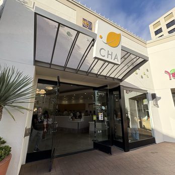 Cha For Tea - University Center - Outside - Coffee & Tea Near Me - Irvine, California