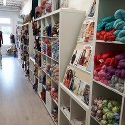 Muskoka Yarn Connection - Yarn heaven