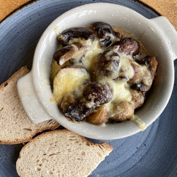 The Beachy Head - Mushrooms - Pubs Near Me - Eastbourne, ESX The Beachy Head - Mushrooms - Pubs Near Me - Eastbourne, ESX