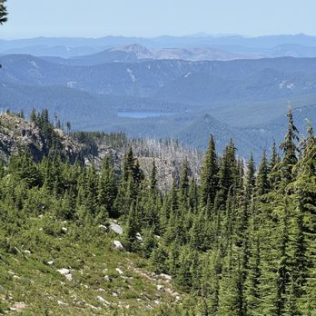 McNeil Point Trail - View overlooking a lake - Hiking Near Me - Government Camp, Oregon McNeil Point Trail - View overlooking a lake - Hiking Near Me - Government Camp, Oregon