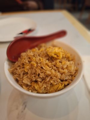 Etang Dim Sum by null