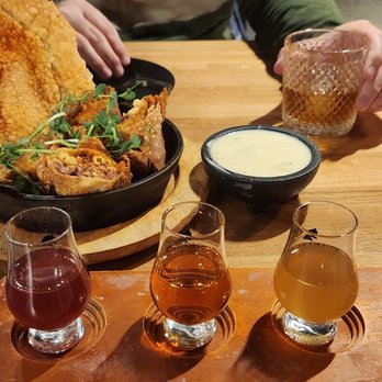 Dakotas - Old fashioned flight, mac/cheese brisket eggrolls - Whiskey Bars Near Me - Yorkville, Illinois