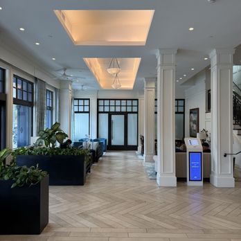 Hotel Atwater - the lobby - Hotels Near Me - Avalon, California Hotel Atwater - the lobby - Hotels Near Me - Avalon, California