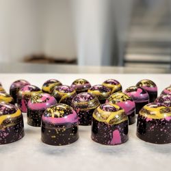 Chocolate Wave - Raspberry Caramel Bonbons