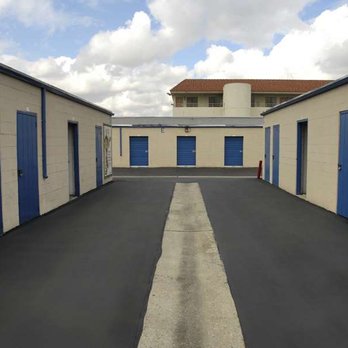 Extra Space Storage - Self Storage Near Me - Norwalk, California