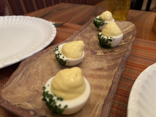 Retro by Voltaggio by null