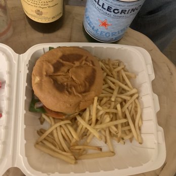 Blue Heron Restaurant - Hamburger and French fríes - New American Near Me - Santa Fe, New Mexico