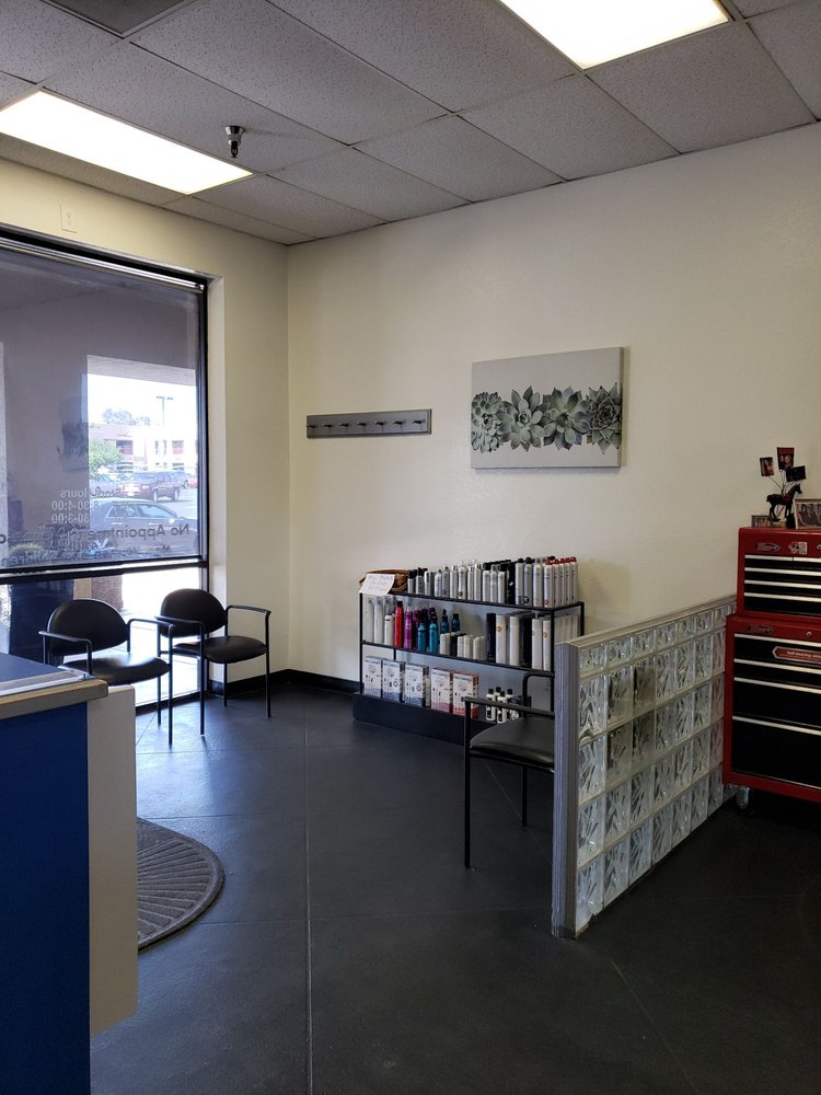 AMERICAN HAIR FAMILY CUTTERS 180 W Continental Rd, Green Valley