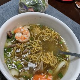 Egg noodle soup combo